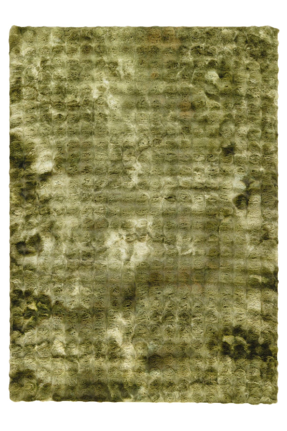 Bovenaanzicht van het groene My Camouflage vloerkleed met speelse camouflageprint