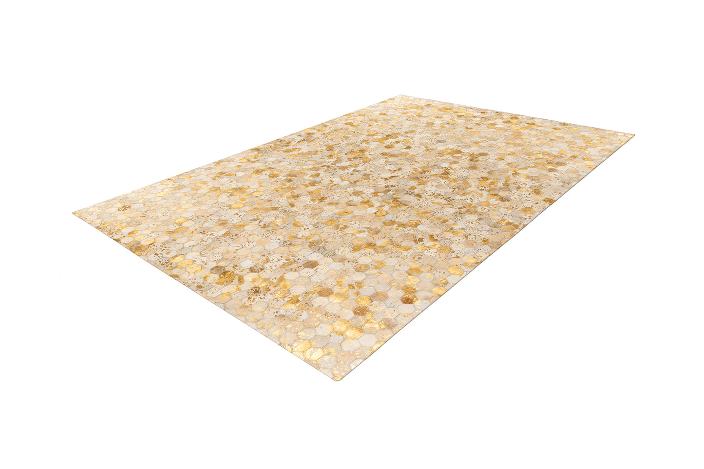Diagonaal zijaanzicht van het handgemaakte Lanvin 1025 vloerkleed van 100% leer met gouden accenten