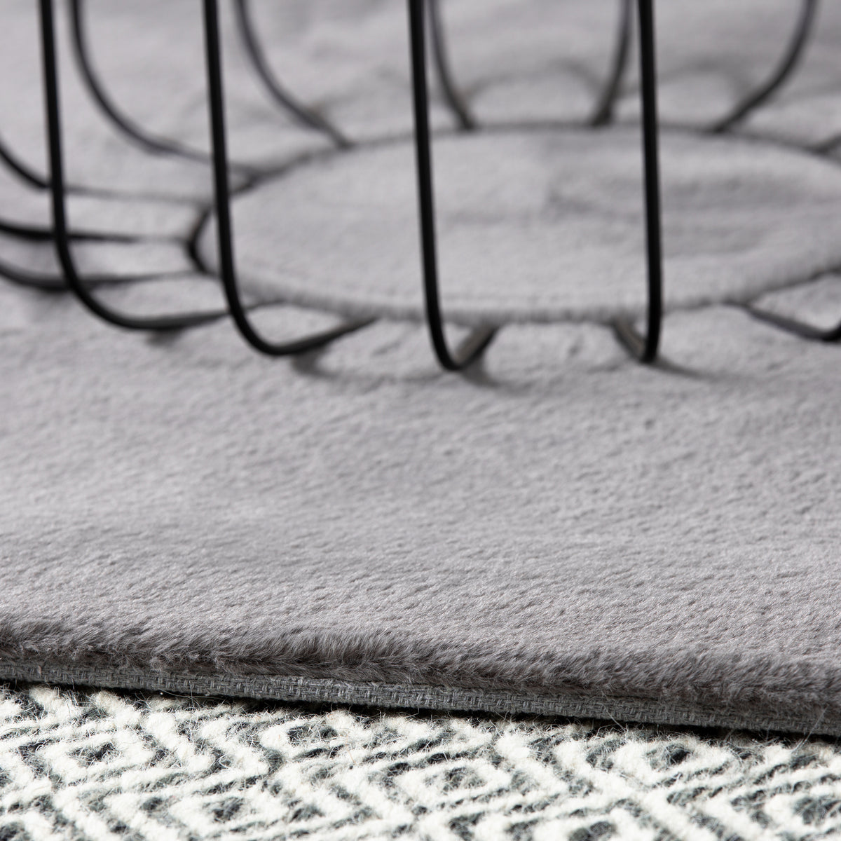 Vloerkleed My Cha Cha Rond zilver – handgetuft en zacht