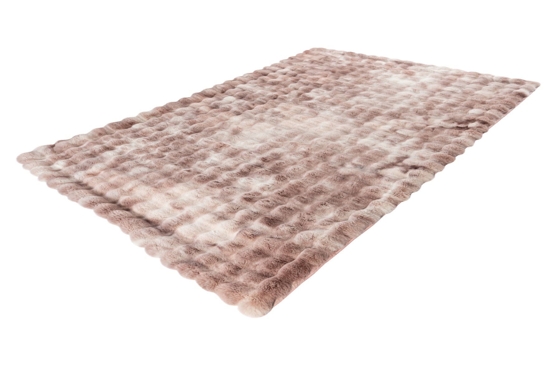 Schuin bovenaanzicht van het roze Lalee.Avenue vloerkleed met zachte glans en structuur.