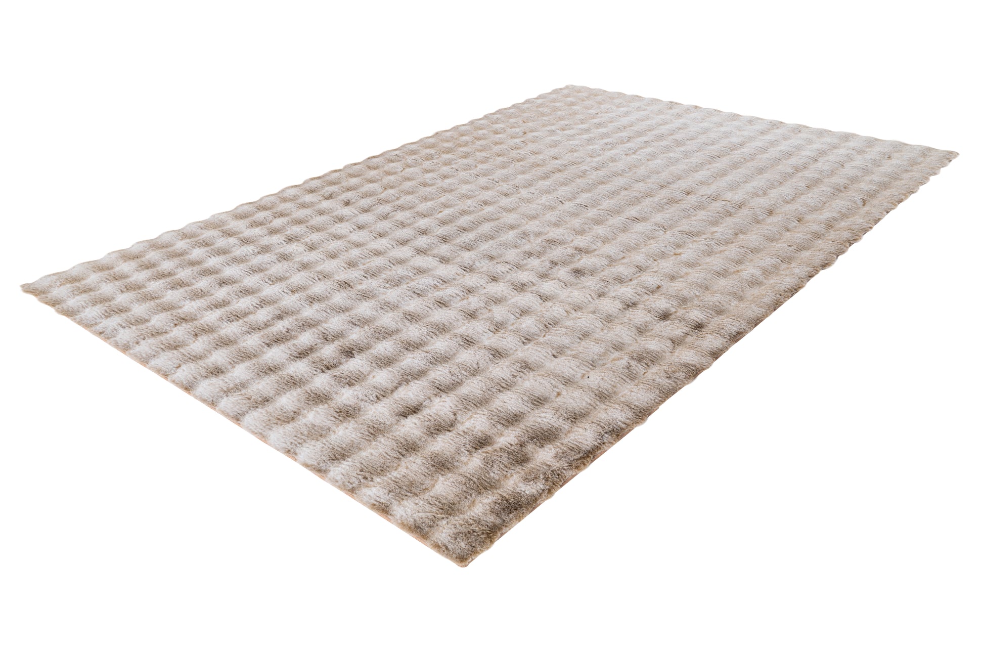 Volledig zicht op het My Calypso vloerkleed in beige kleur – elegant en zacht voor elk interieur.
