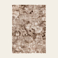 Bovenaanzicht van het volledige taupe gemÃªleerde My Camouflage 845 vloerkleed op een warme beige achtergrond