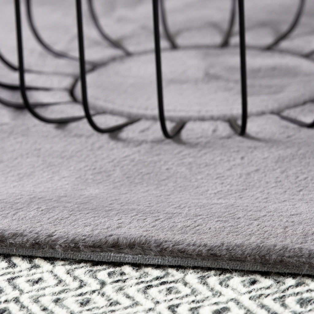 Vloerkleed My Cha Cha zilver – handgetuft en zacht - Lalee.Avenue