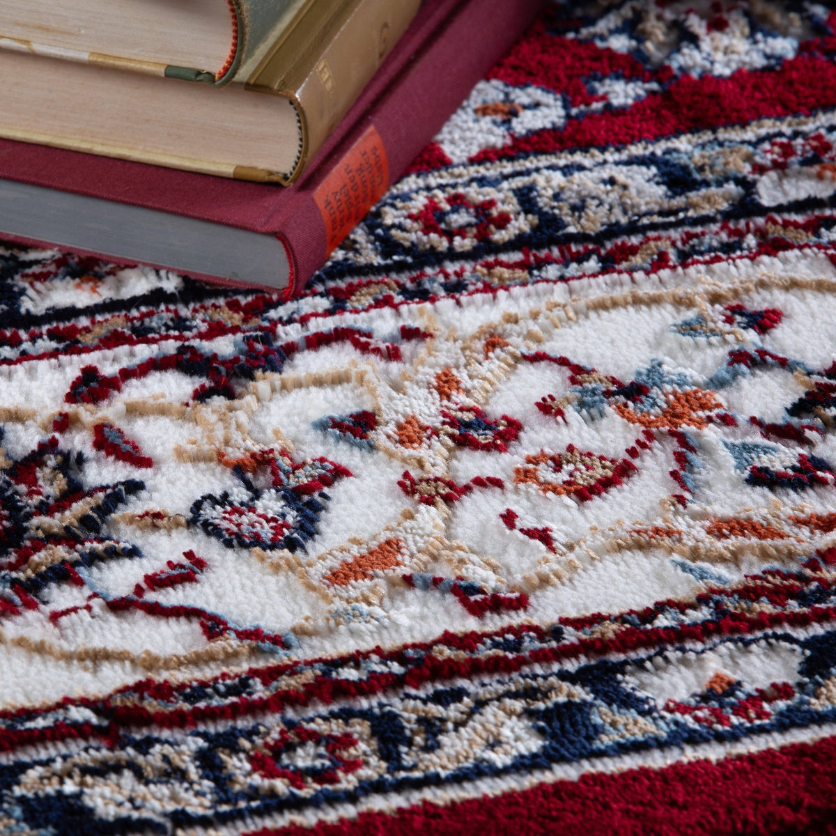 Vloerkleed My Isfahan 740 rood – machinegeweven en zacht - Lalee.Avenue
