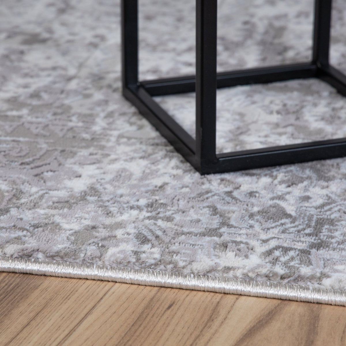 Vloerkleed My Phoenix 120 taupe – machinegeweven en zacht - Lalee.Avenue